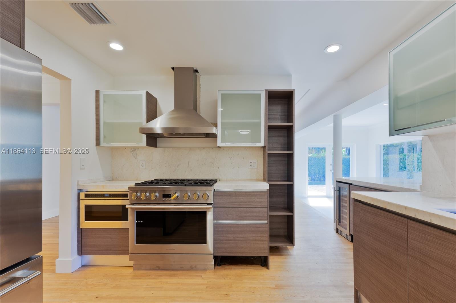518 Daroco Avenue, Coral Gables, FL 33146 photo 5