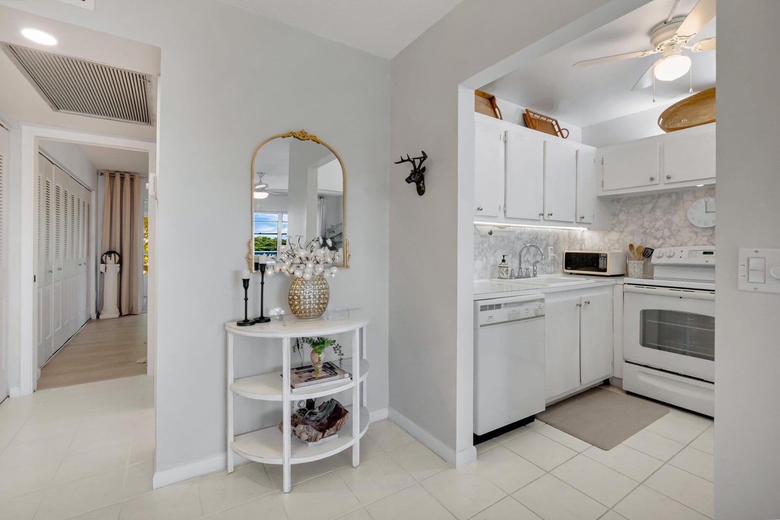 4030 Durham B, Deerfield Beach, FL 33442 photo 2
