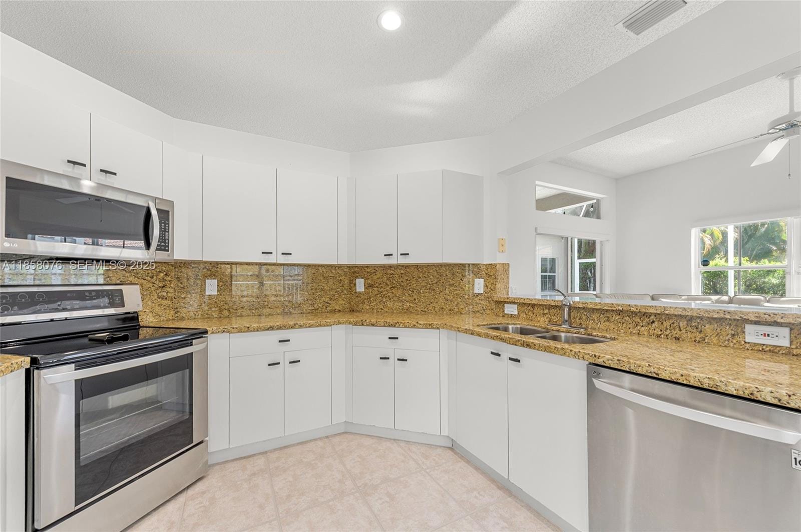 4265 Palmetto Trail — photo 8