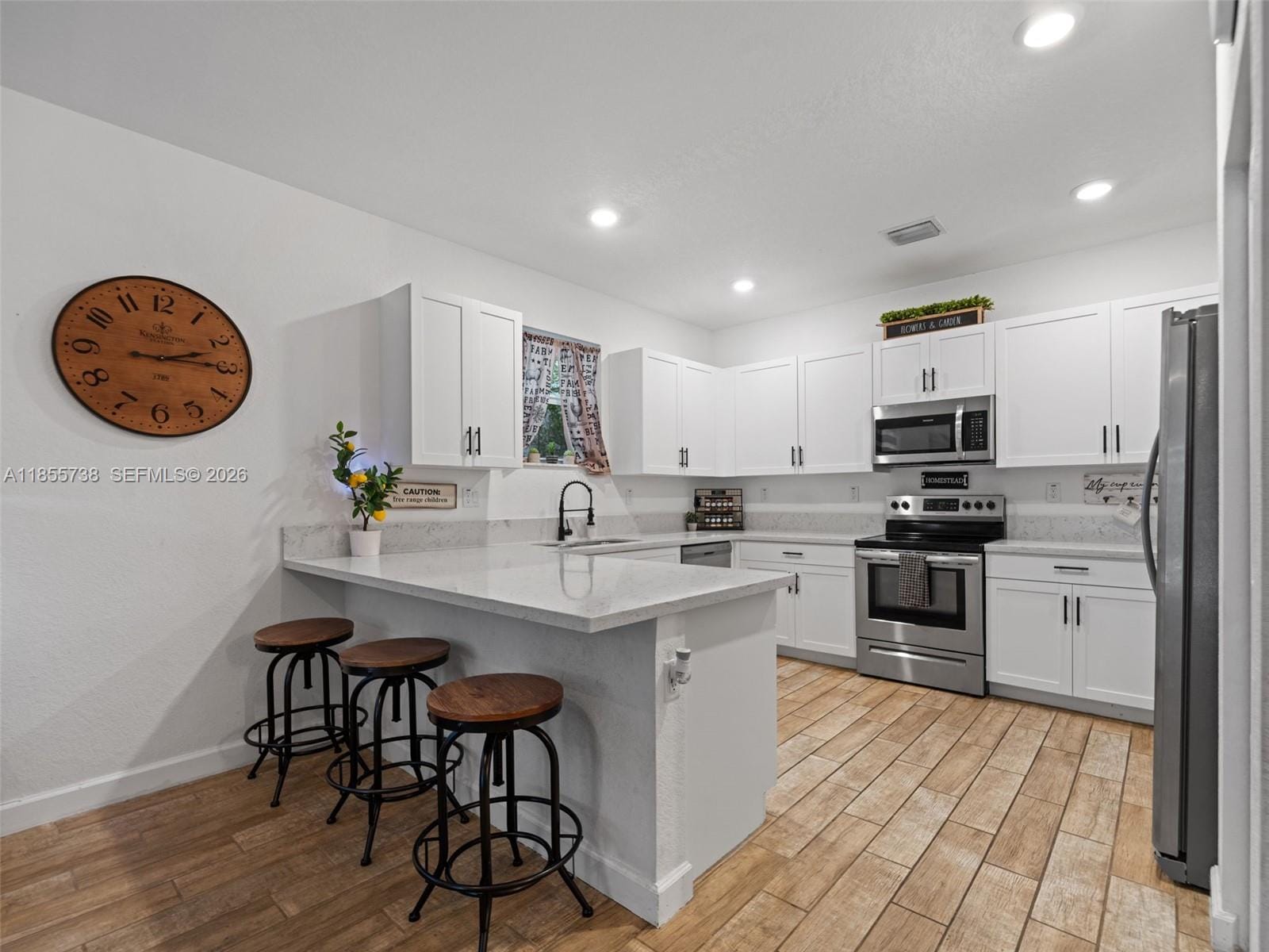 1418 SE 26th Terrace — photo 3