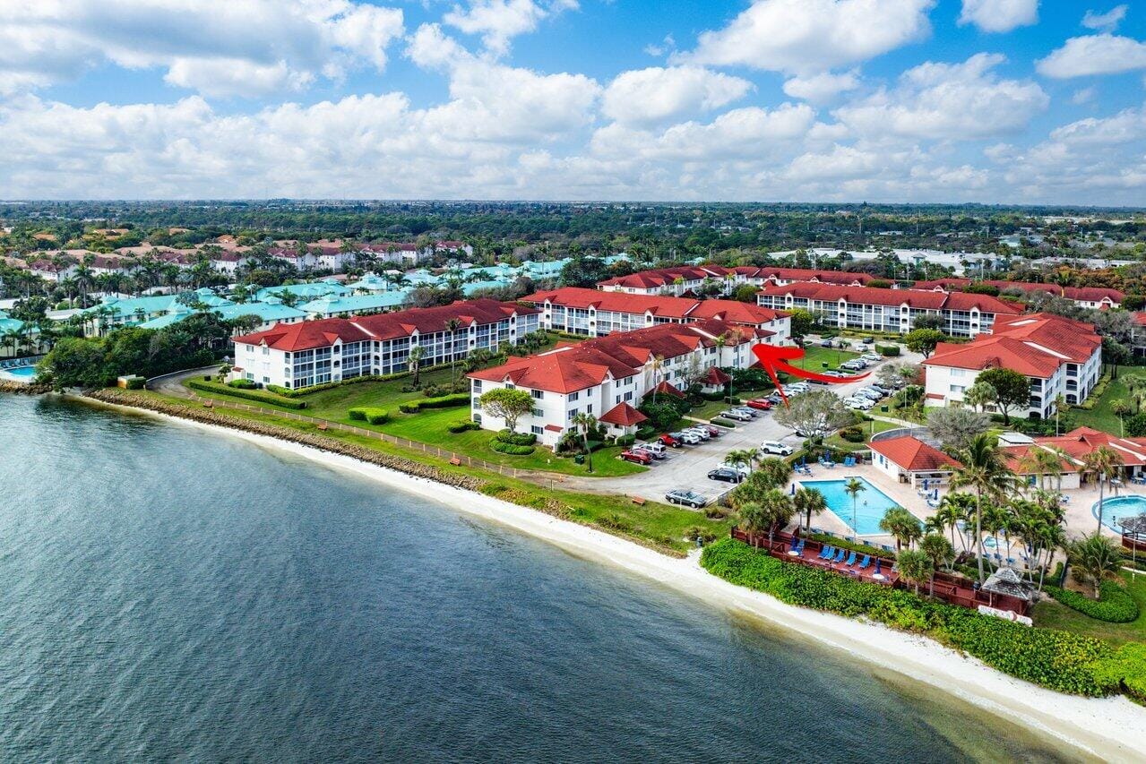 109 Half Moon Circle G3, Hypoluxo, FL 33462 photo 6