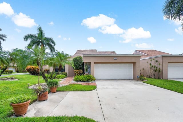 11094 Applegate Lane, Boynton Beach, FL 33437