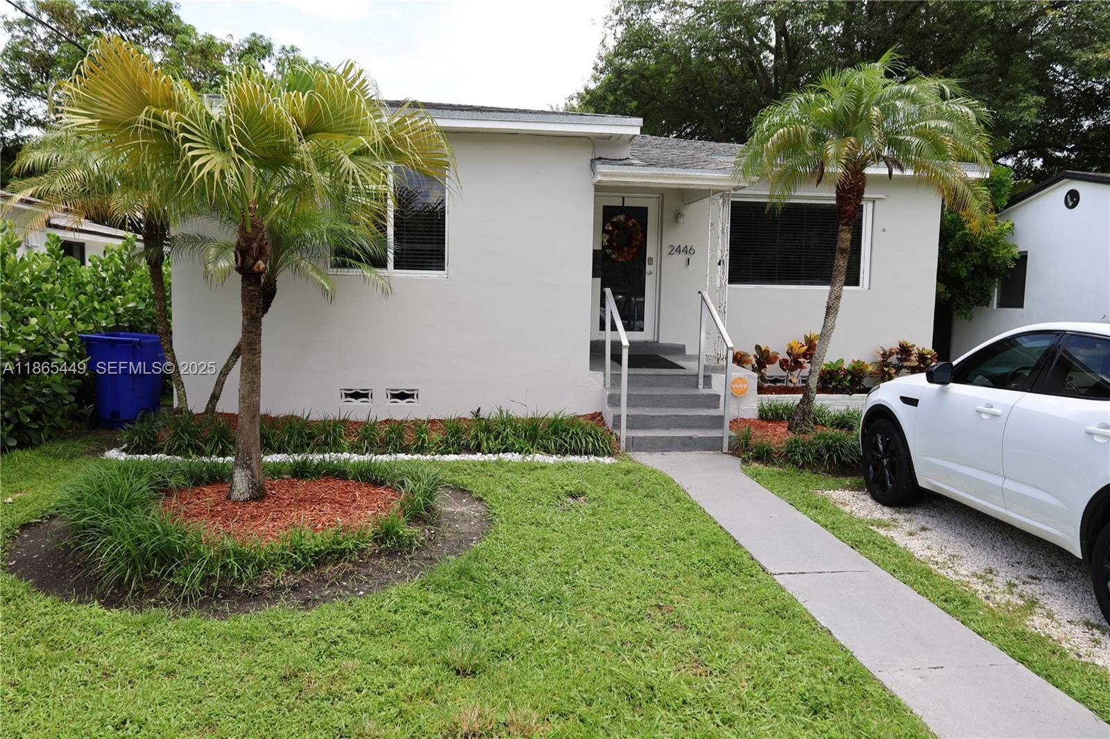 2446 Grant Street, Hollywood, FL 33020