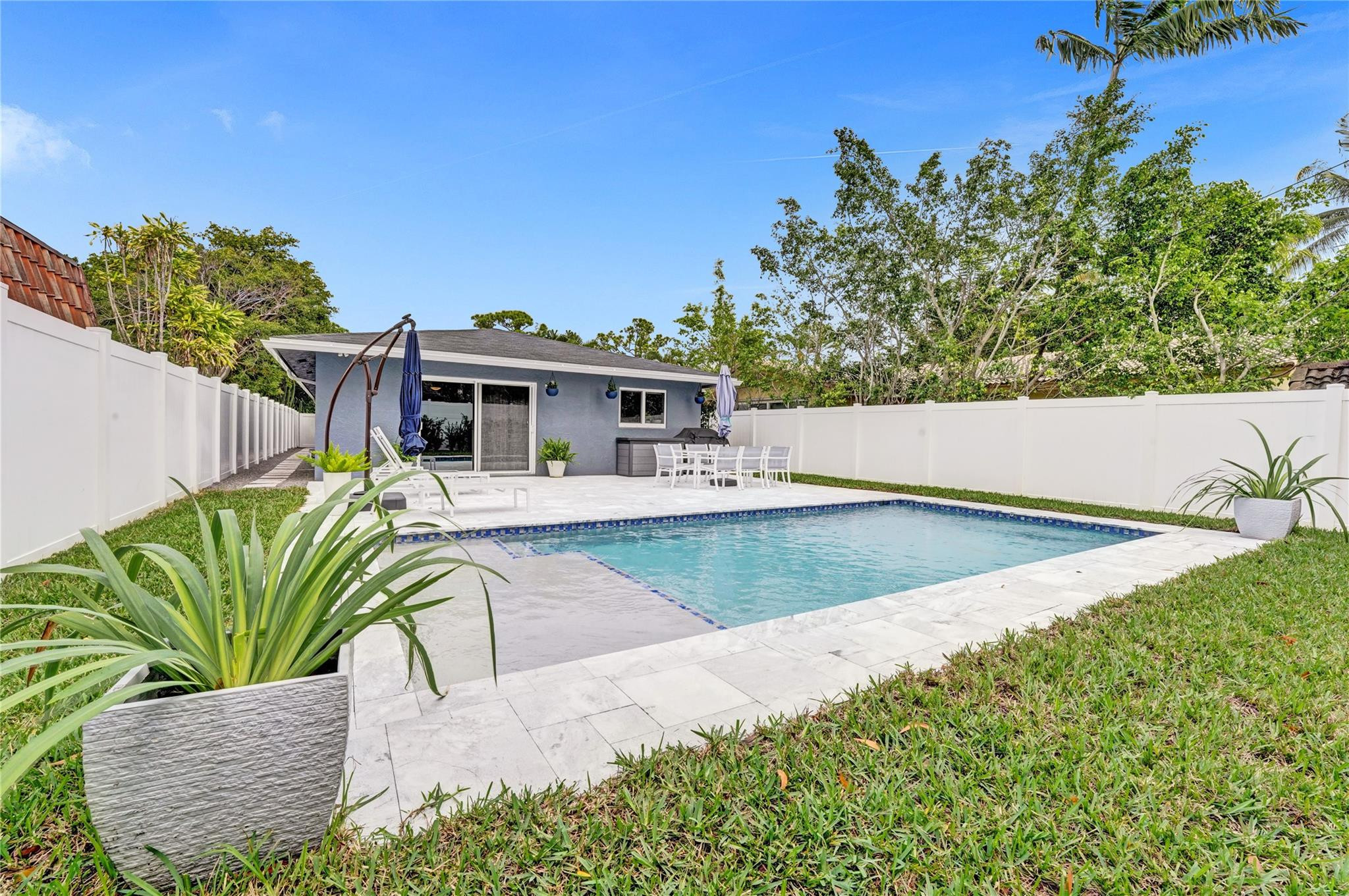 1280 NE 40th Street, Oakland Park, FL 33334, Oakland Park