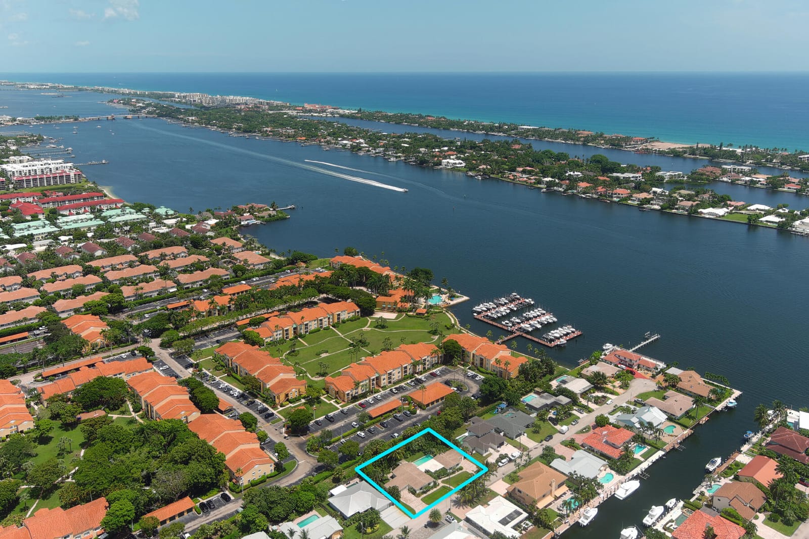136 Lucina Drive, Hypoluxo, FL 33462