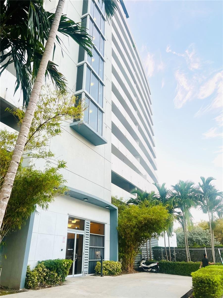 36 NW 6th Avenue 806, Miami, FL 33128