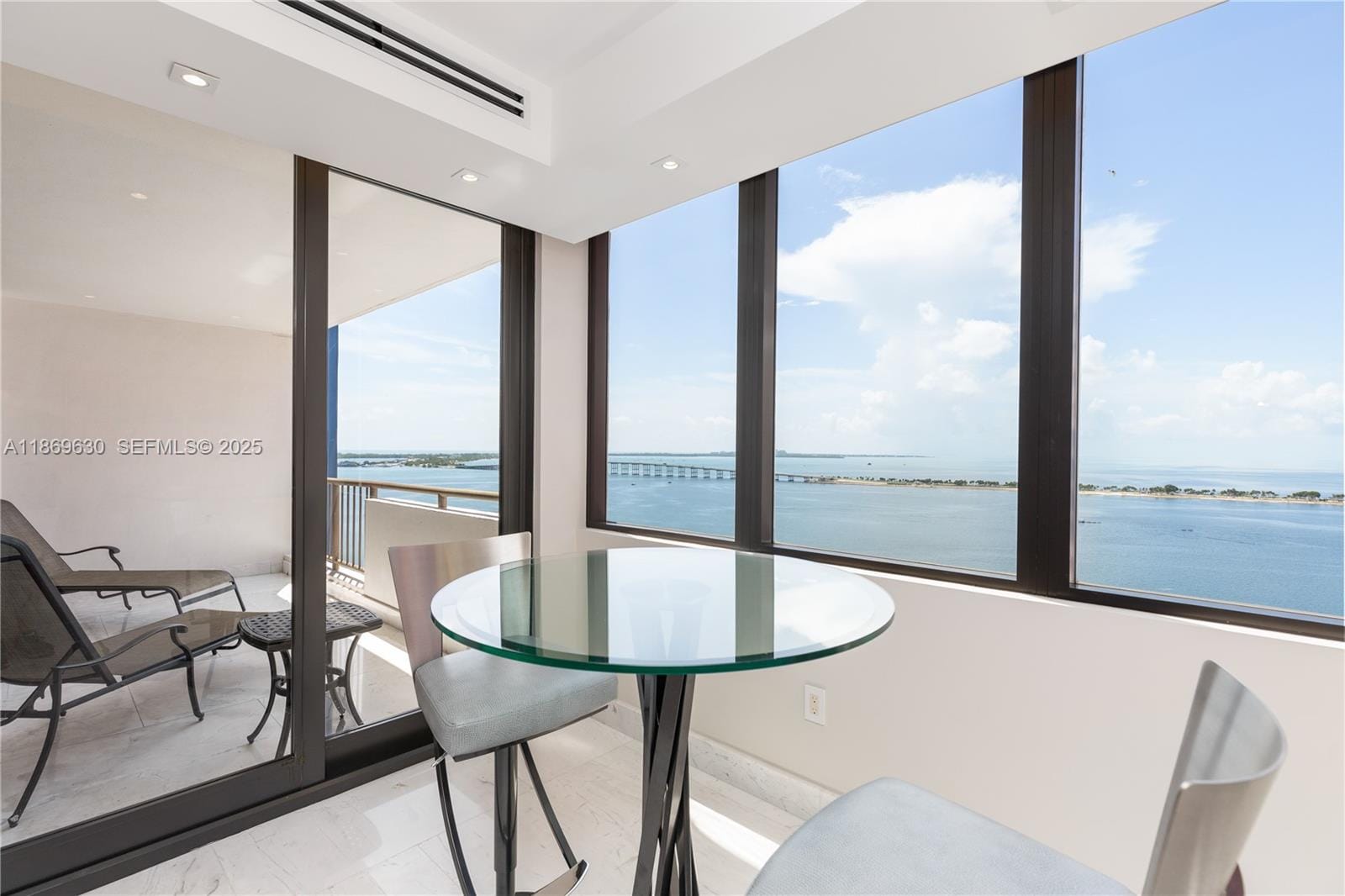 1581 Brickell Avenue 1704, Miami, FL 33129 photo 23