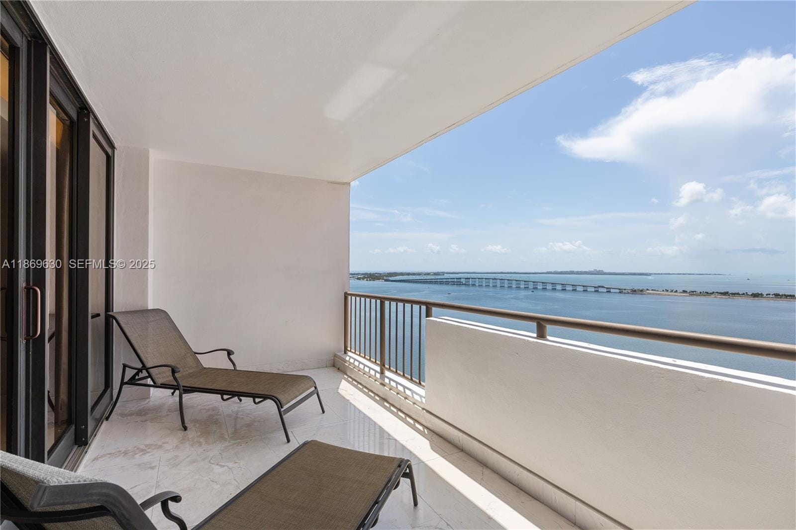 1581 Brickell Avenue 1704, Miami, FL 33129 photo 25