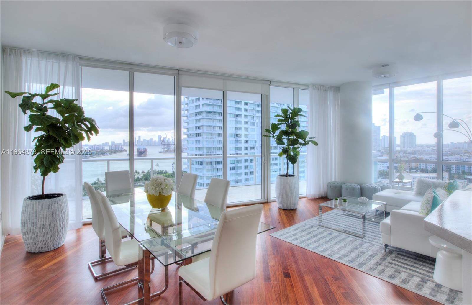 100 S Pointe Drive 1501 — photo 2