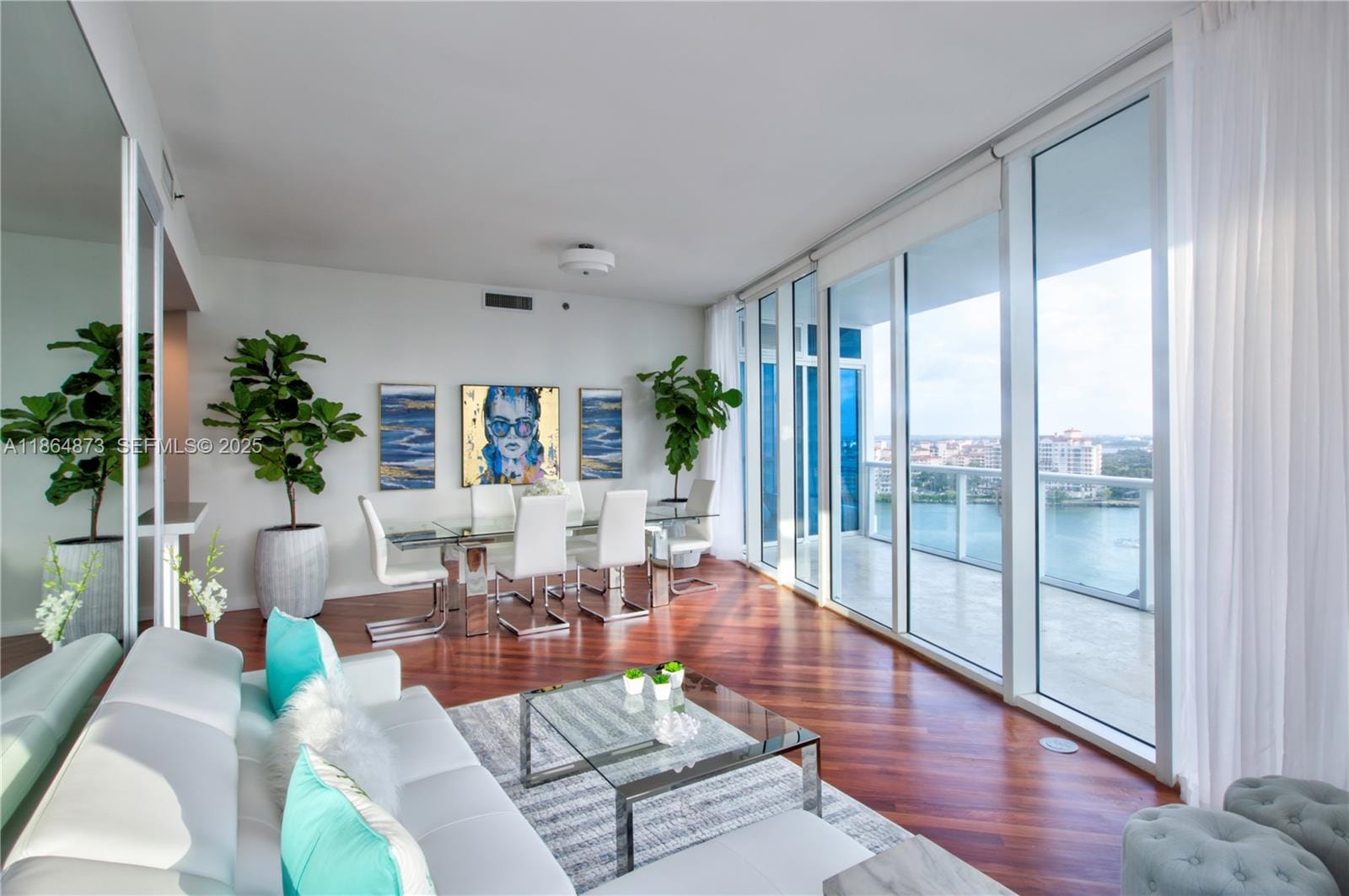 100 S Pointe Drive 1501 — photo 4