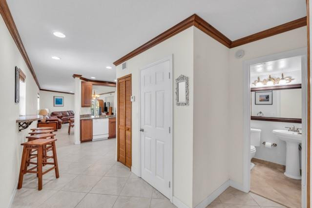 961 SE 20th Avenue 308, Deerfield Beach, FL 33441 photo 15