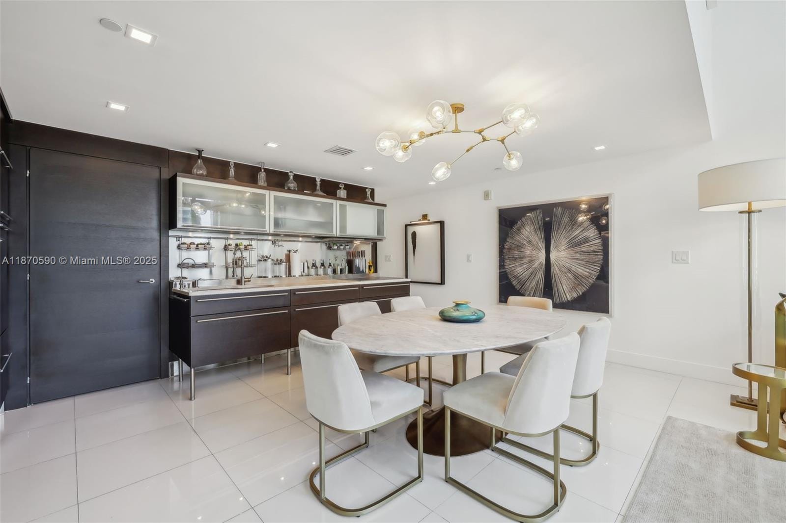 6000 Collins Avenue 304, Miami Beach, FL 33140 photo 19