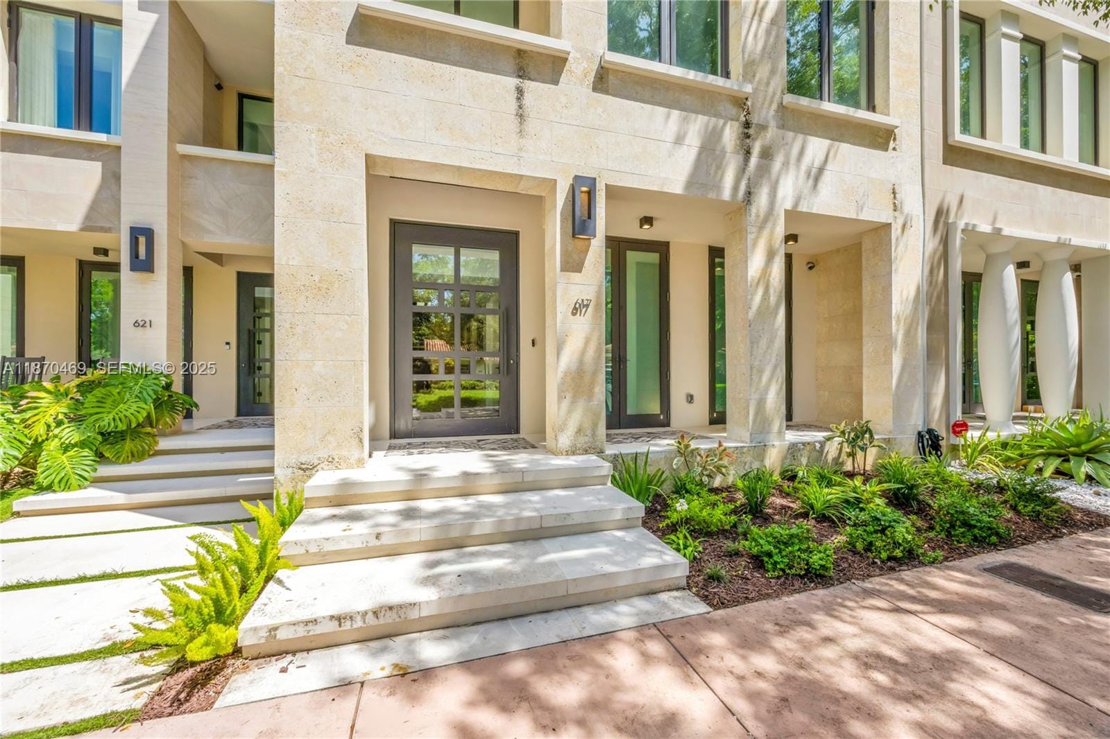 617 Almeria Avenue, Coral Gables, FL 33134 photo 2