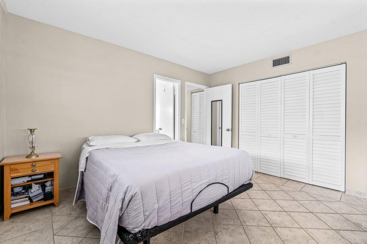 2191 NE 1st Court Apt 106 — photo 11
