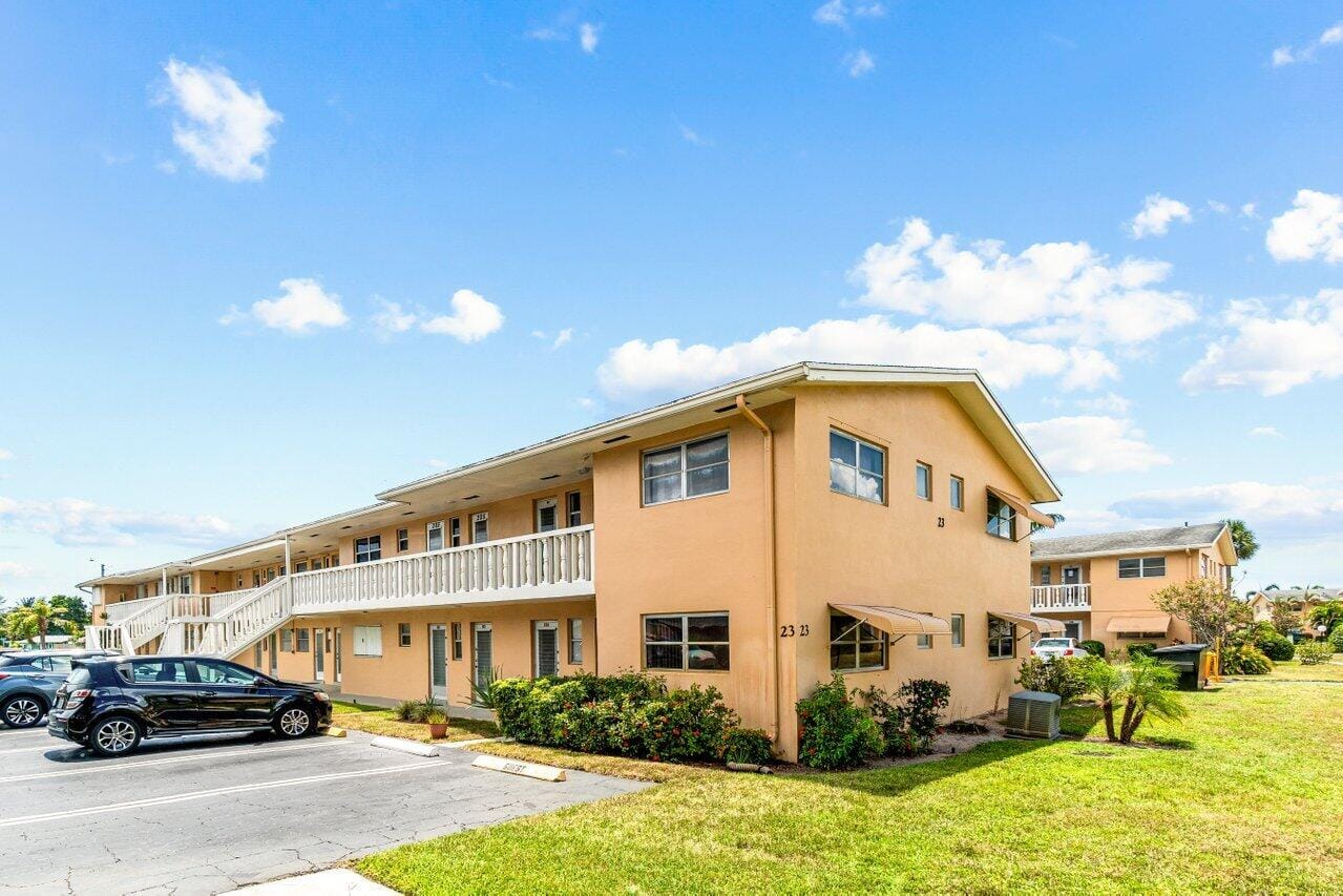 2191 NE 1st Court Apt 106, Boynton Beach, FL 33435 photo 16