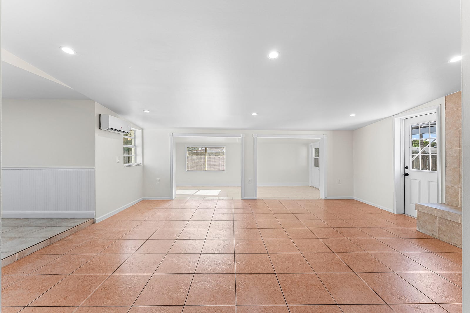 1438 Cindy Drive — photo 9