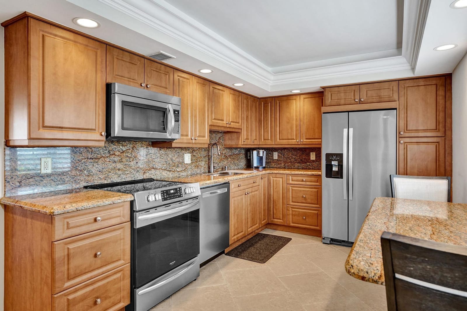 4015 W Palm Aire Drive 702 — photo 12