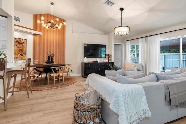 5397 Grande Palm Circle, sold in Tropical Lakes Ph 2, Delray Beach, FL