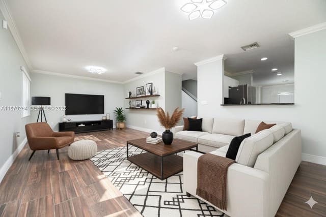 2428 NW 99th Way, Sunrise, FL 33322