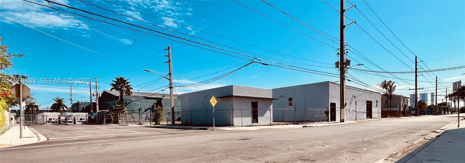 1031 NW 21st Street — photo 2
