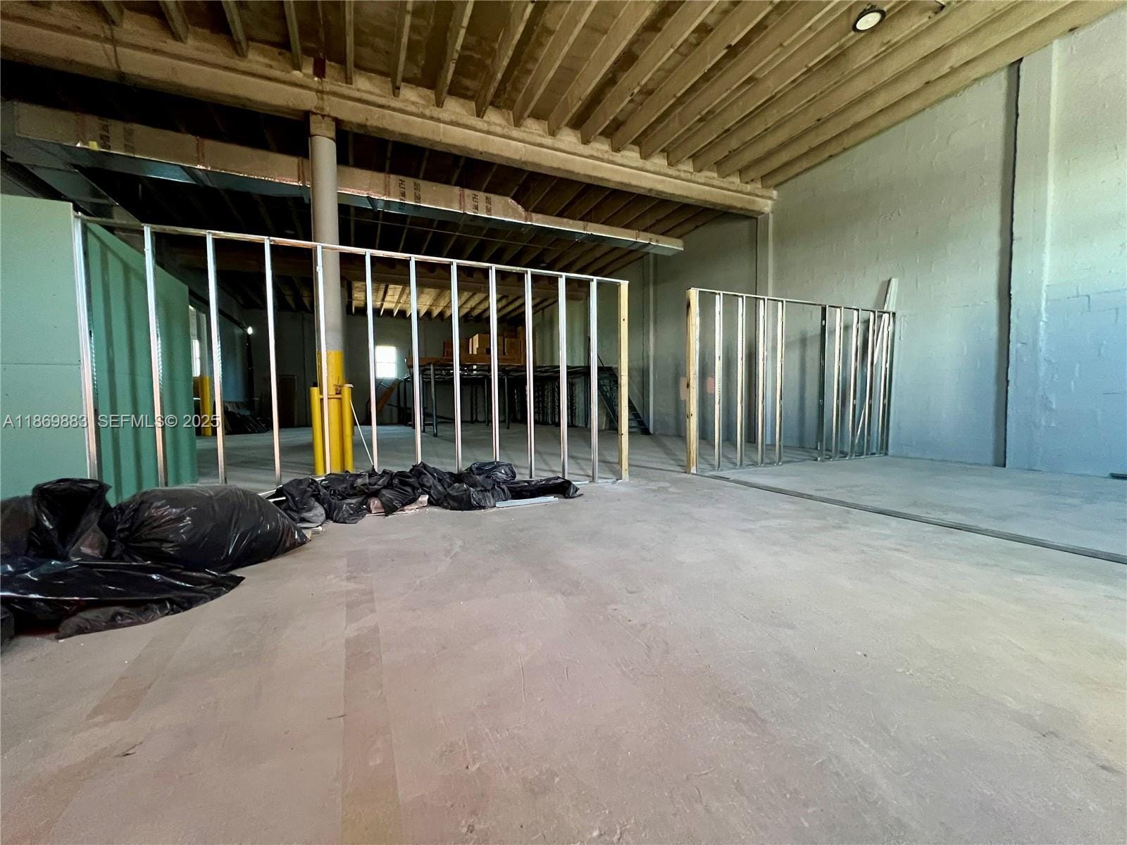 1031 NW 21st Street — photo 11