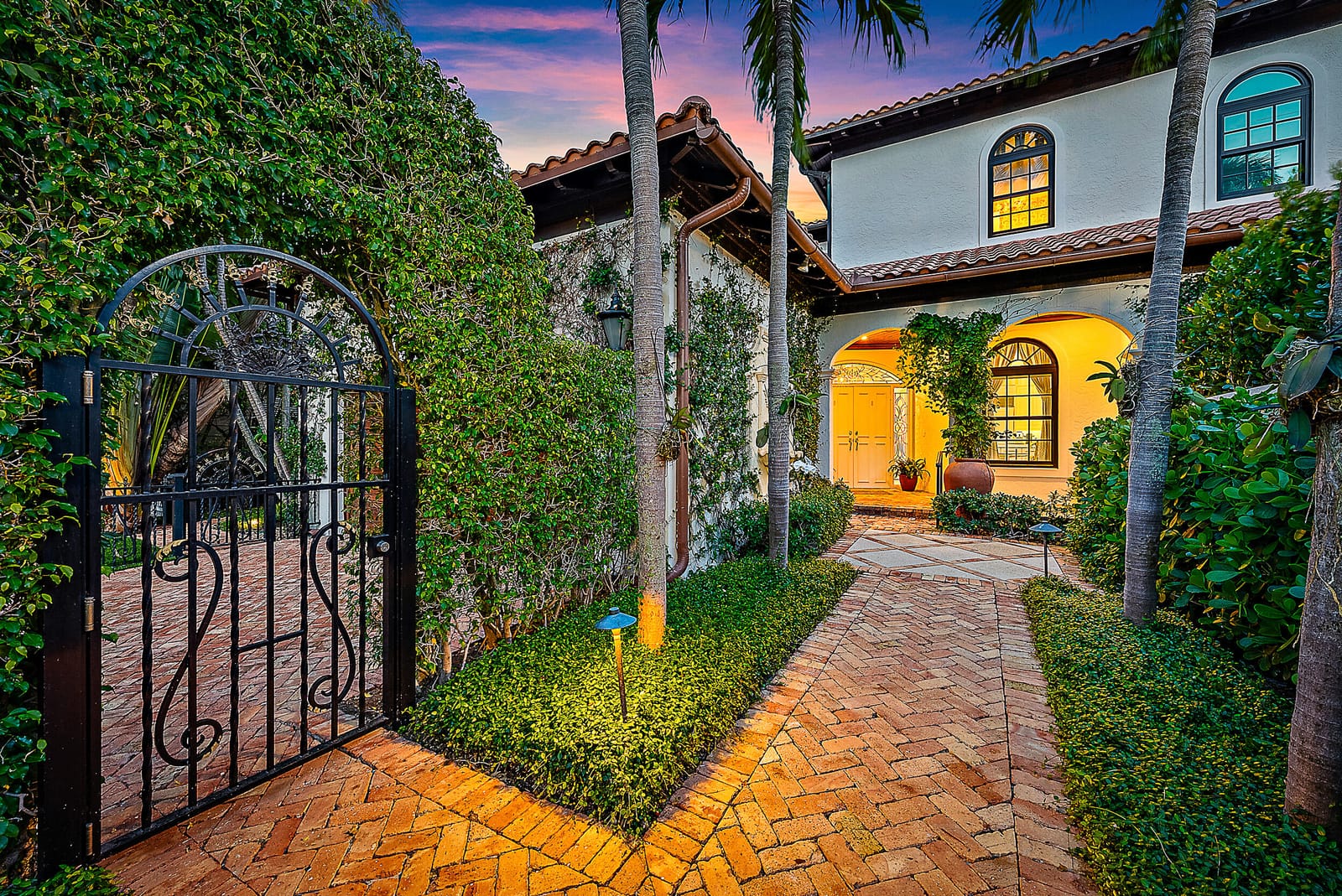 336 Australian Avenue E, Palm Beach, FL 33480