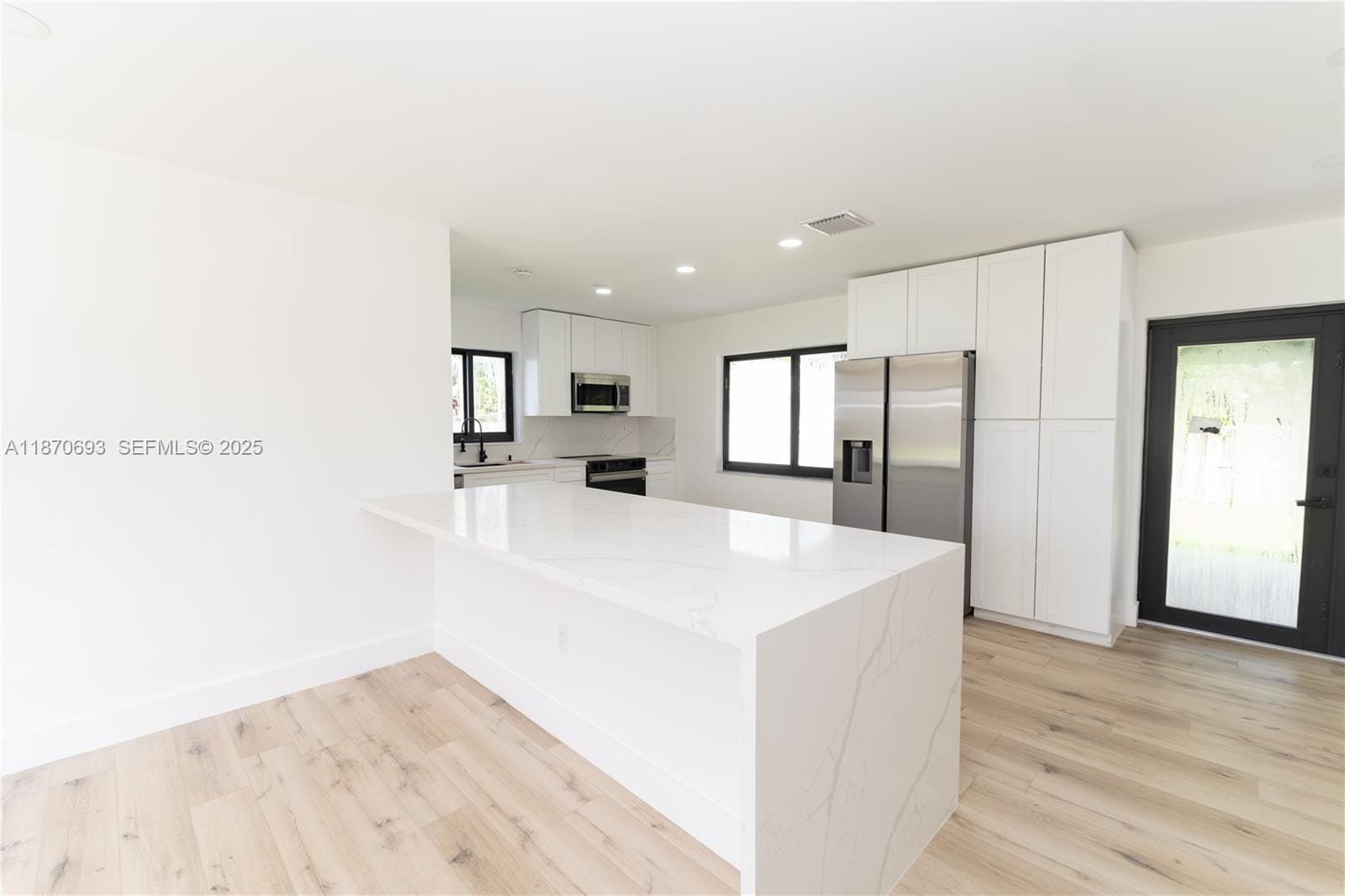 10441 SW 50th Terrace, Miami, FL 33165 photo 6