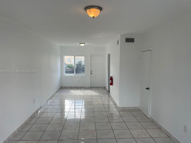 406 NW 84th Terrace 406, Miami, FL 33150