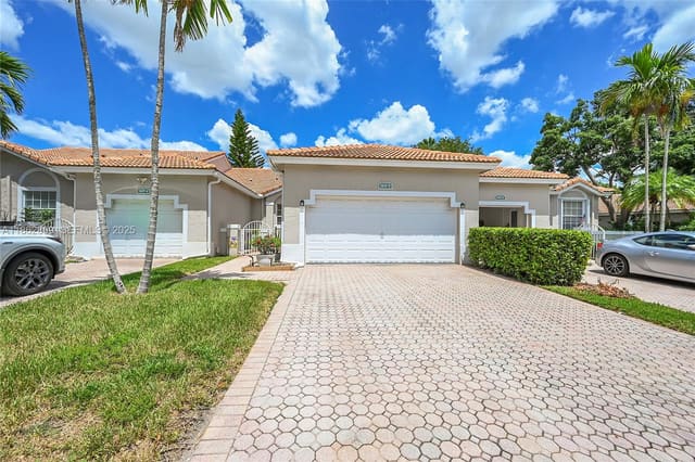 7401 S Aragon Boulevard 5, Sunrise, FL 33313