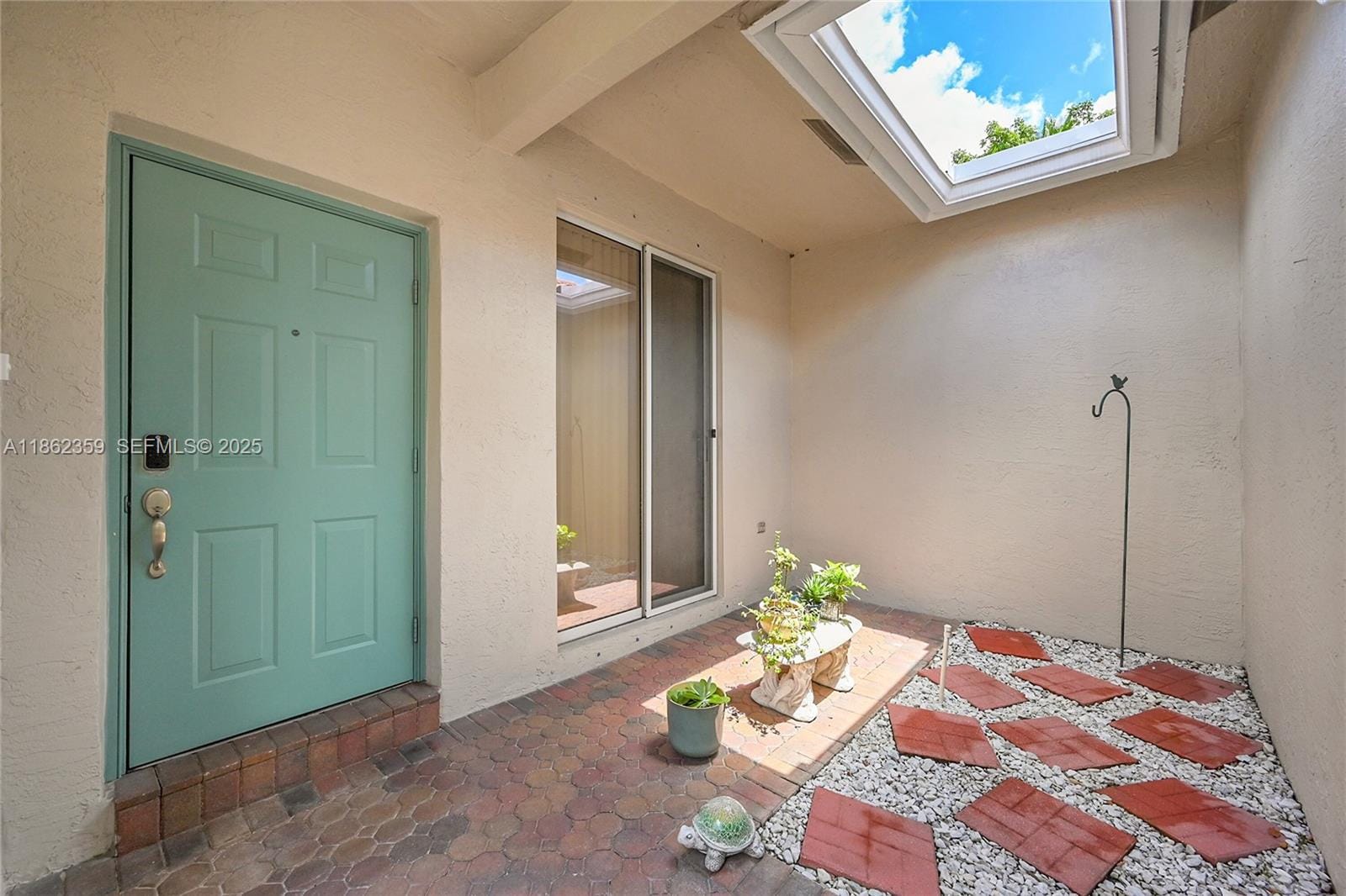 7401 S Aragon Boulevard 5, Sunrise, FL 33313 photo 4
