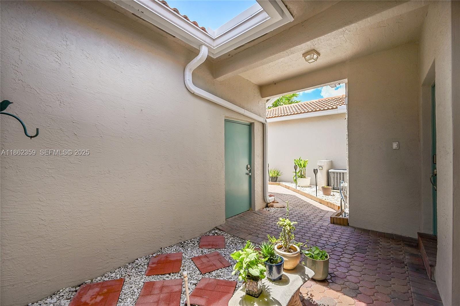 7401 S Aragon Boulevard 5, Sunrise, FL 33313 photo 9
