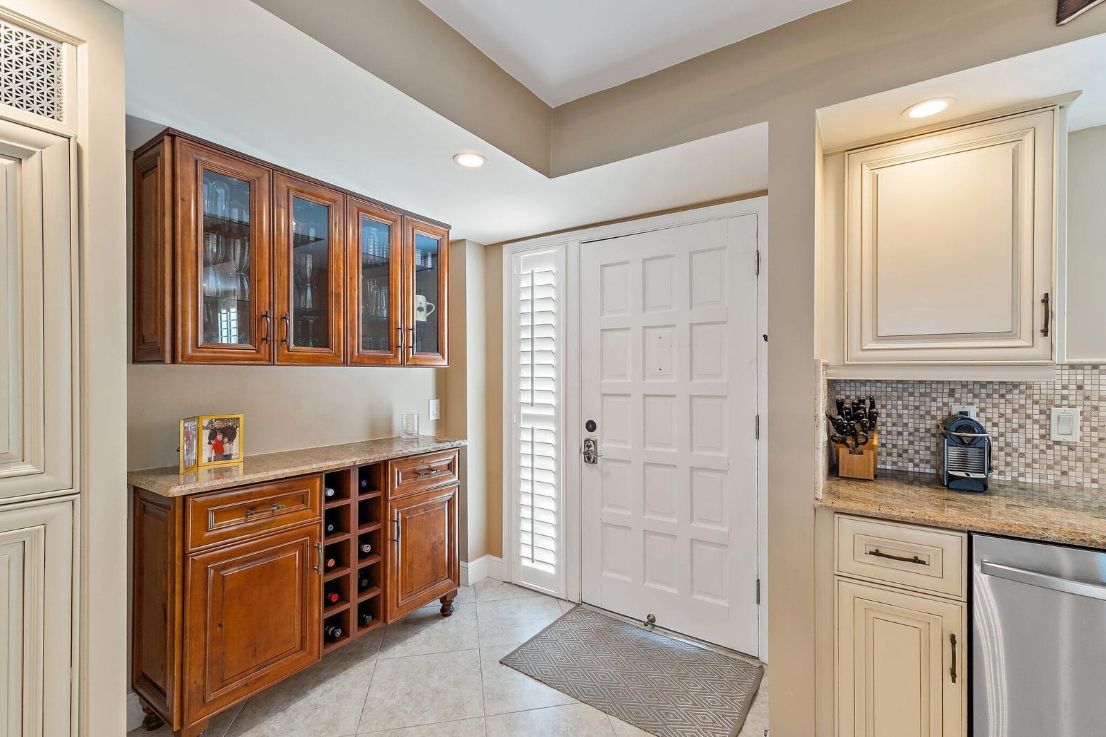 36 Yacht Club Drive 402 — photo 6