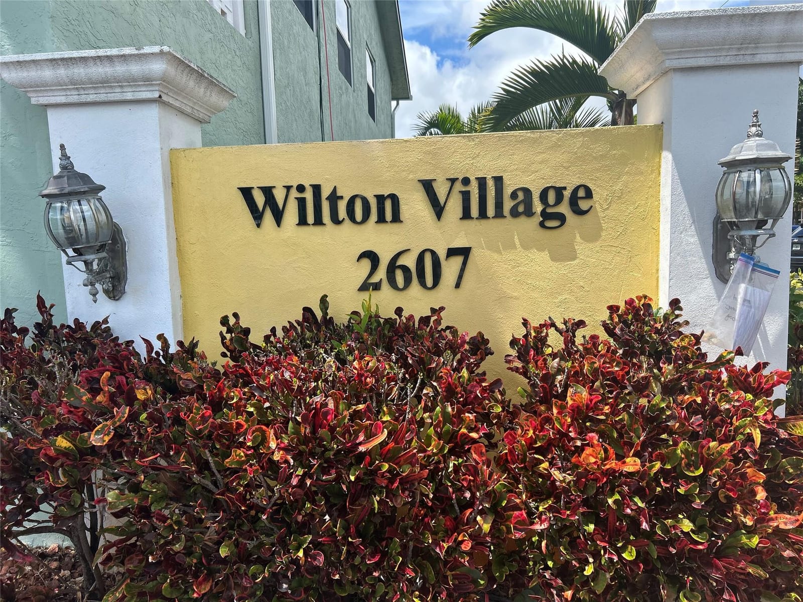 2607 NE 8th Avenue 28, Wilton Manors, FL 33334