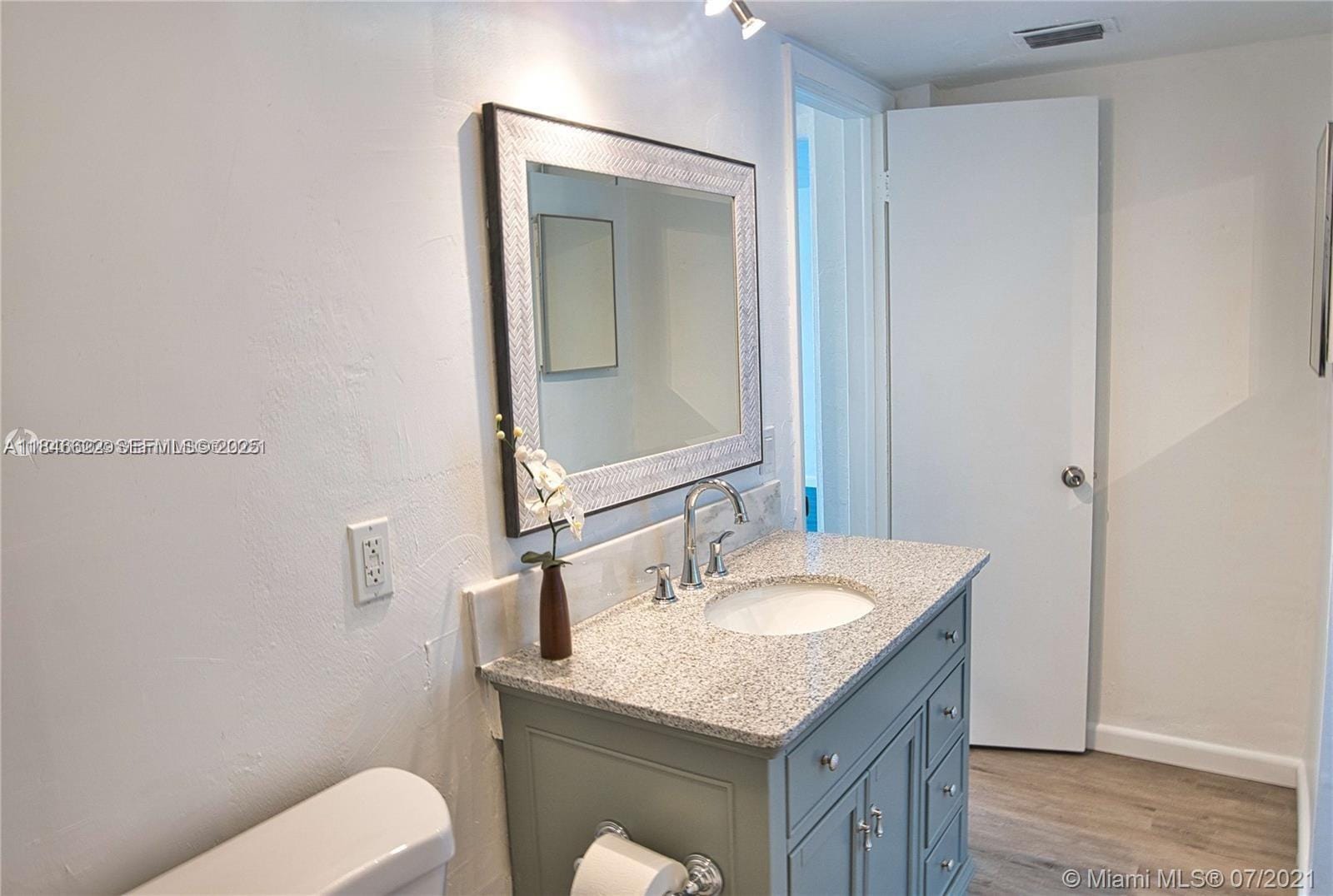 6890 N Kendall Drive B406 — photo 7