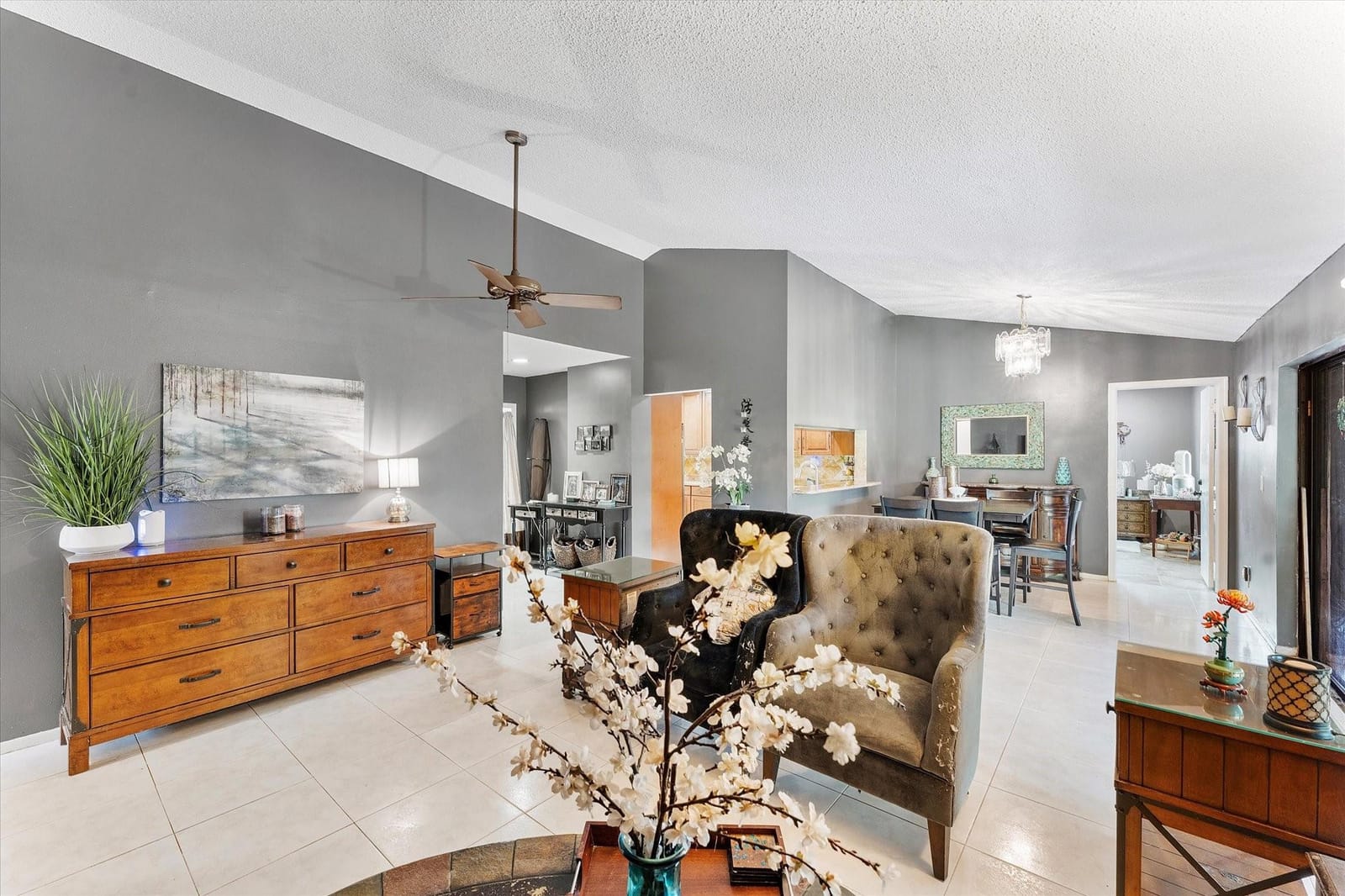 9234 Southampton Place — photo 12