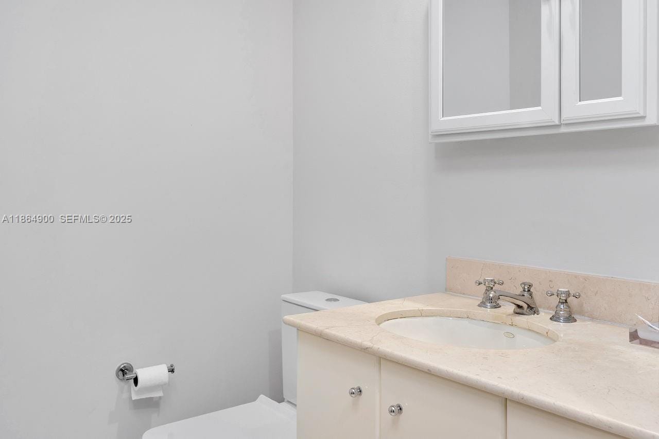 100 S Pointe Drive 2208, Miami Beach, FL 33139 photo 23