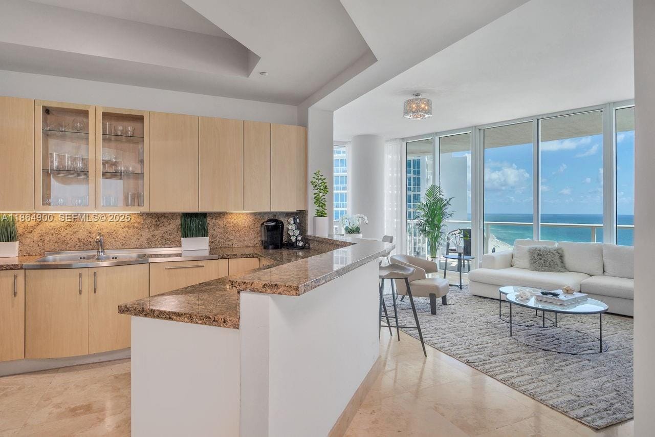 100 S Pointe Drive 2208, Miami Beach, FL 33139 photo 28