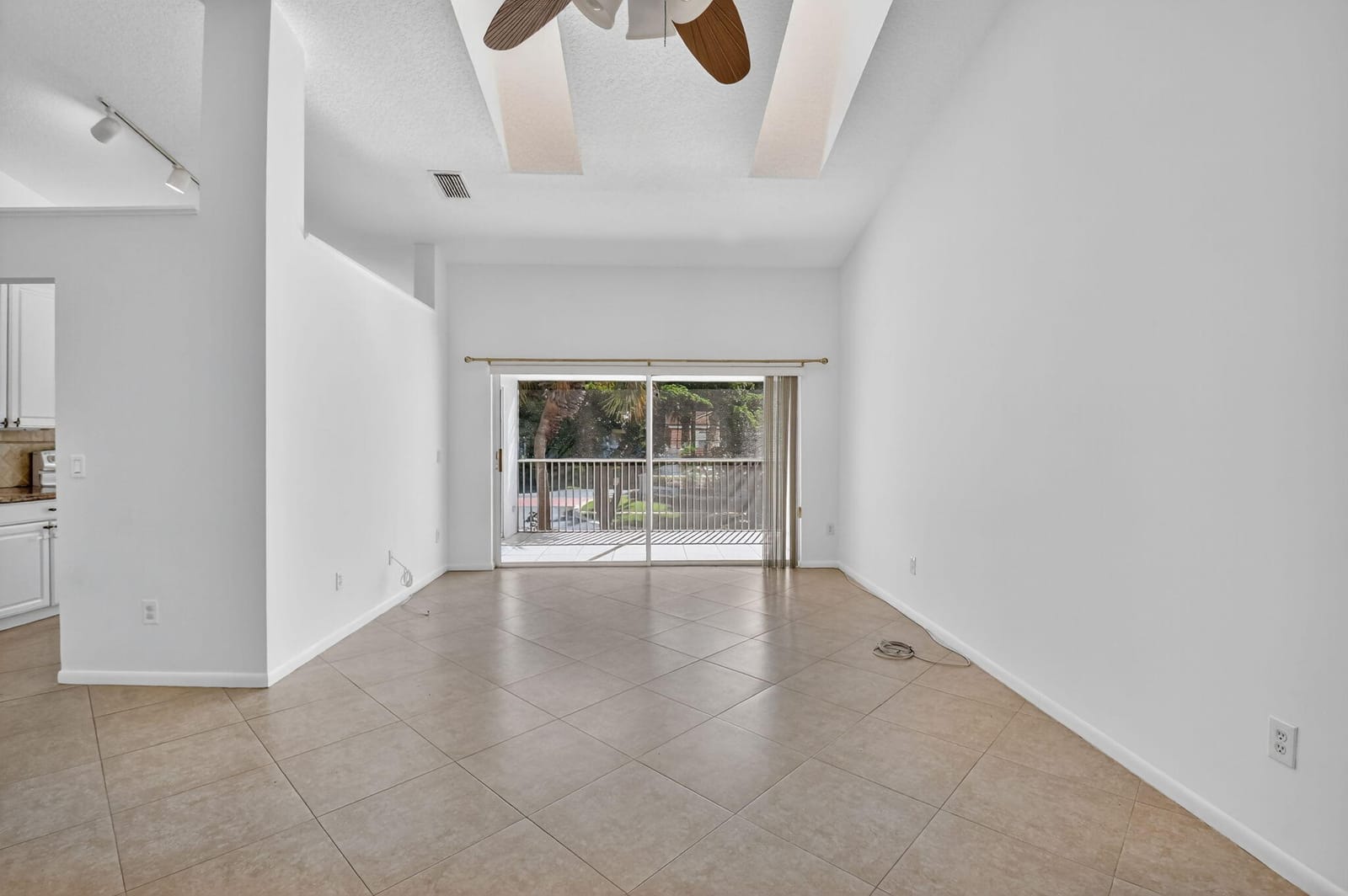 17060 Emile Street 9, Boca Raton, FL 33487 photo 13