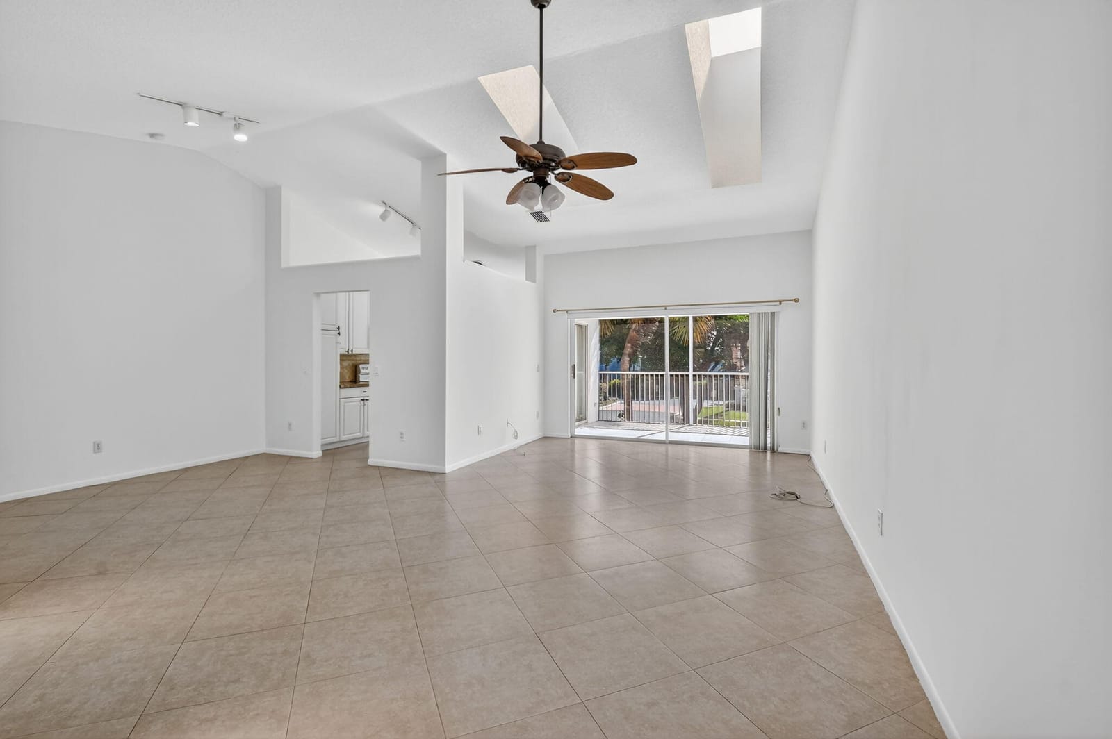17060 Emile Street 9, Boca Raton, FL 33487 photo 14