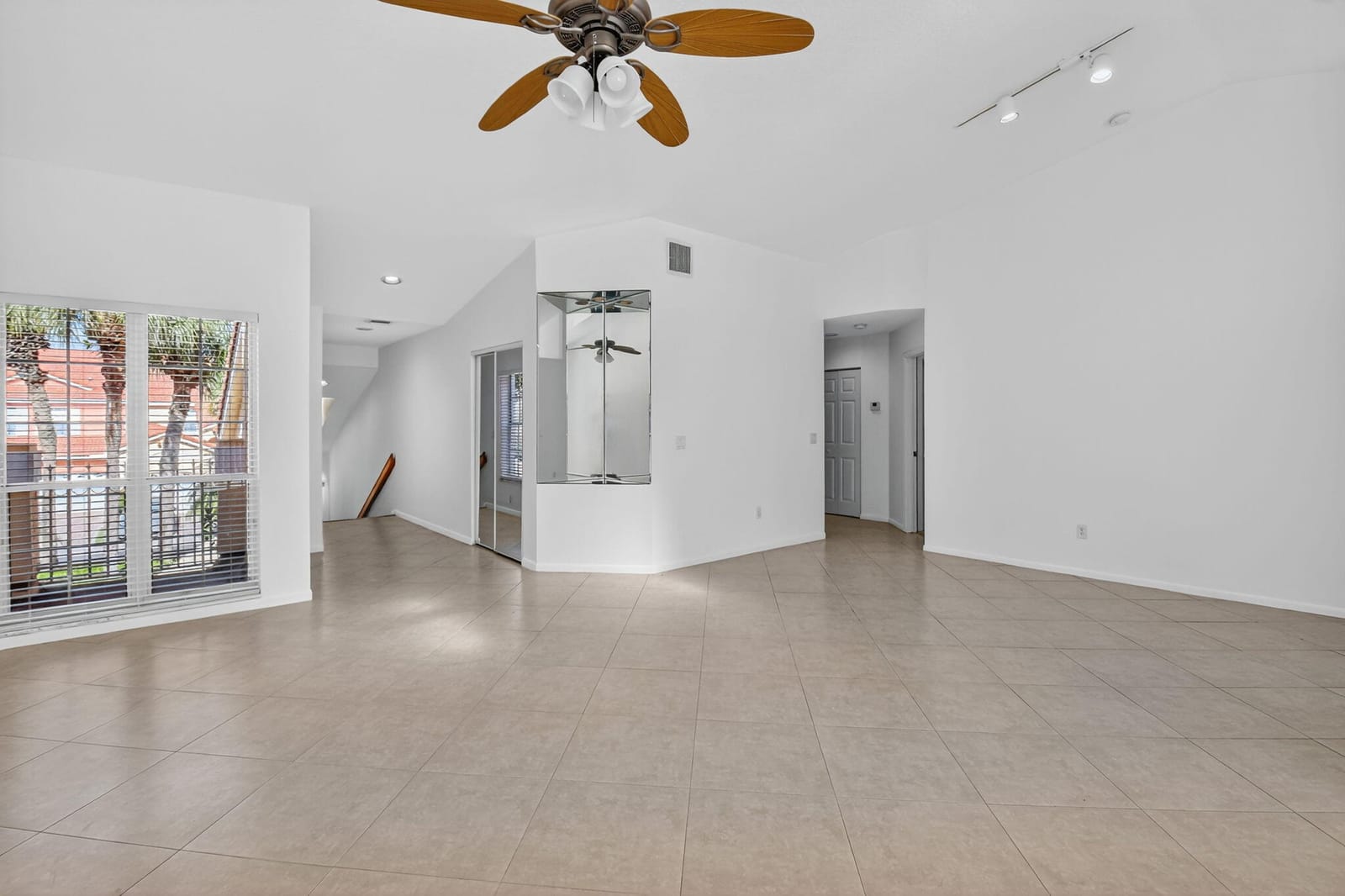 17060 Emile Street 9, Boca Raton, FL 33487 photo 8