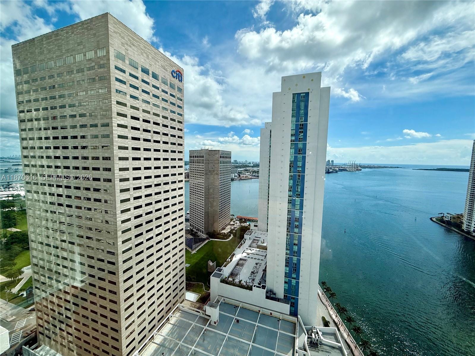 300 S Biscayne Boulevard 3014, Miami, FL 33131 photo 4