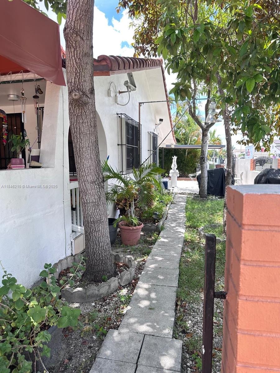1405 W 38th Place, Hialeah, FL 33012 photo 20