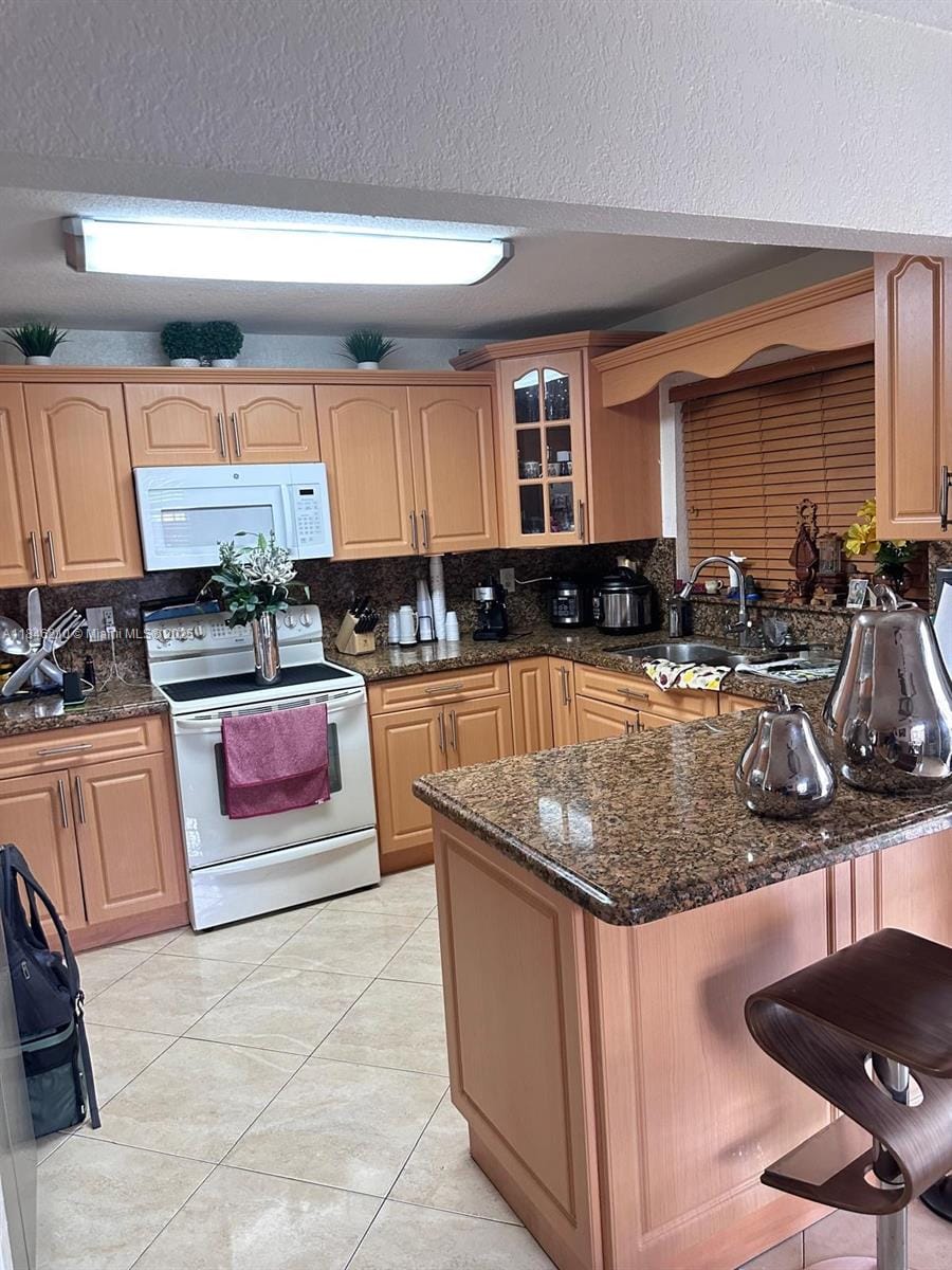 1405 W 38th Place — photo 8