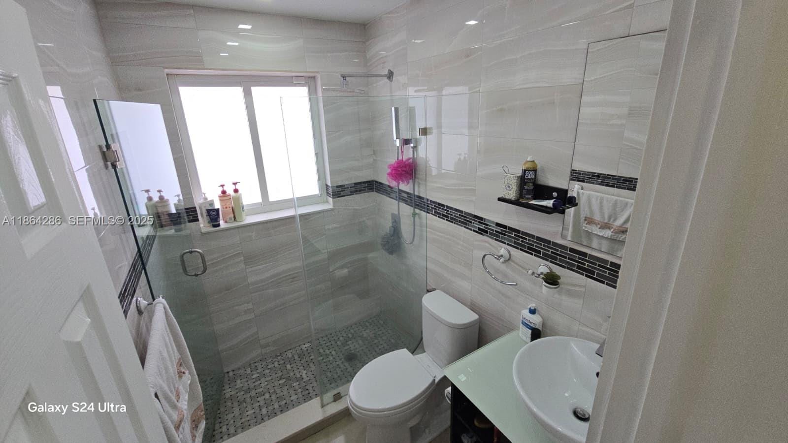 260 NW 57th Court, Miami, FL 33126 photo 27