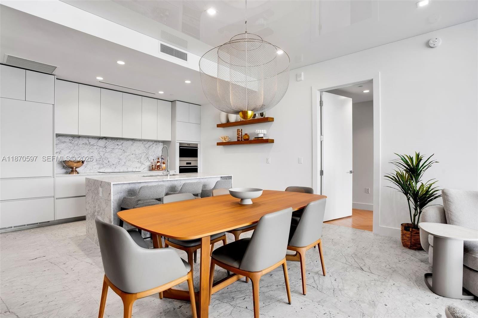 5775 Collins Avenue 1105, Miami Beach, FL 33140 photo 7