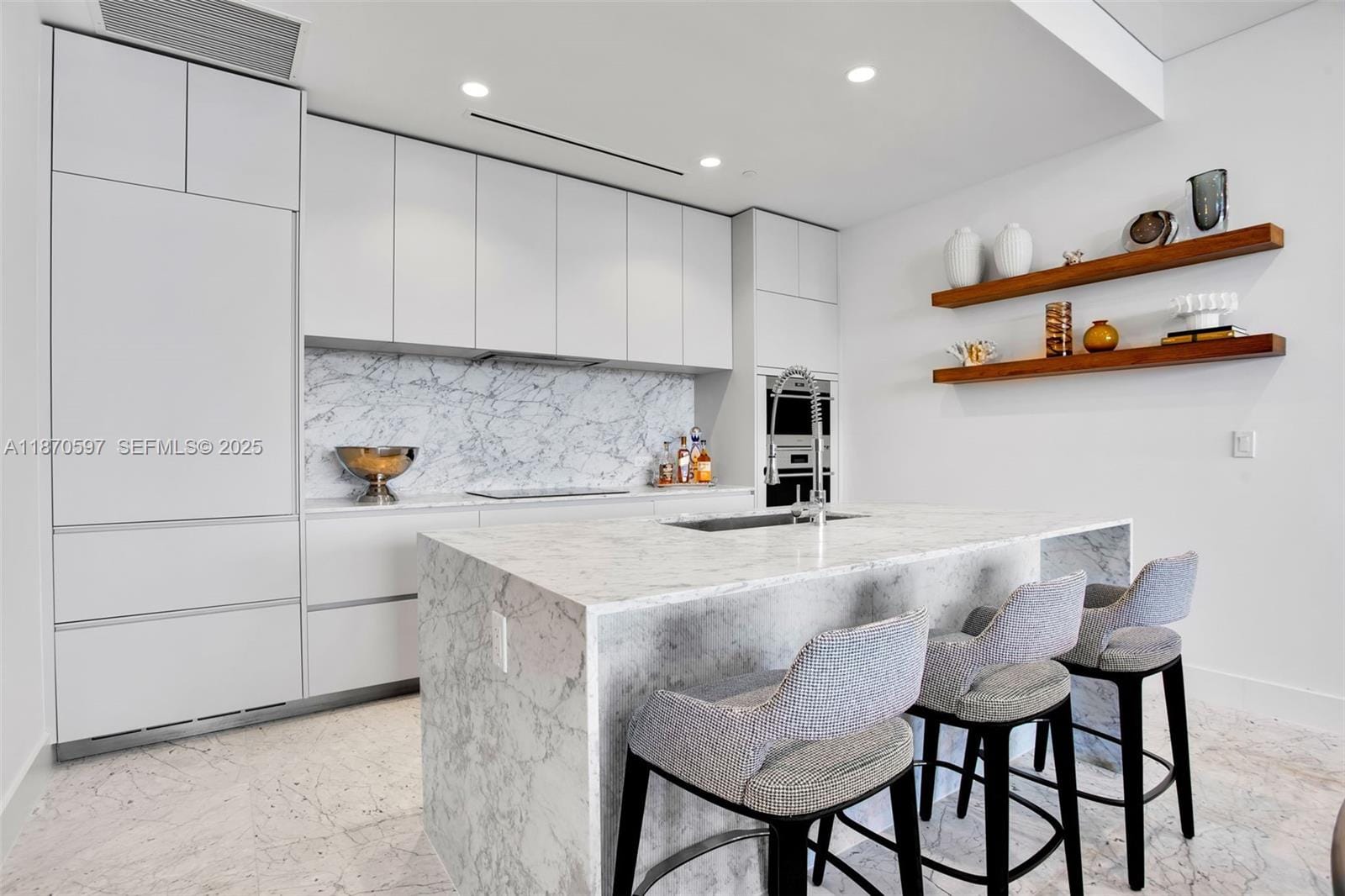 5775 Collins Avenue 1105, Miami Beach, FL 33140 photo 10
