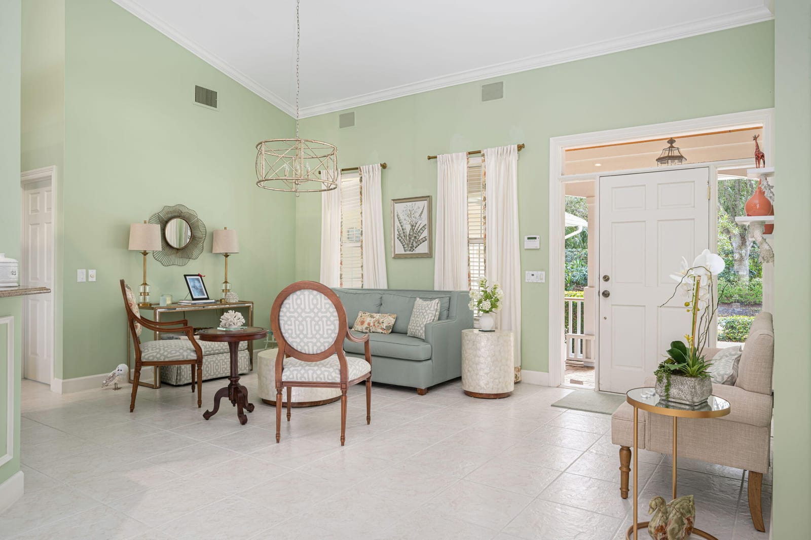 770 Summerwood Lane SW — photo 3
