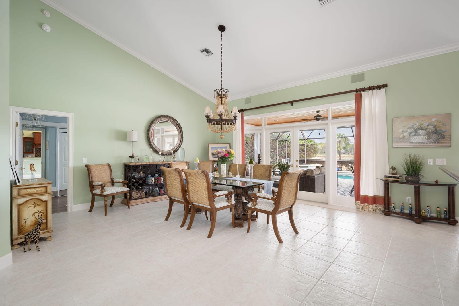 770 Summerwood Lane SW — photo 4