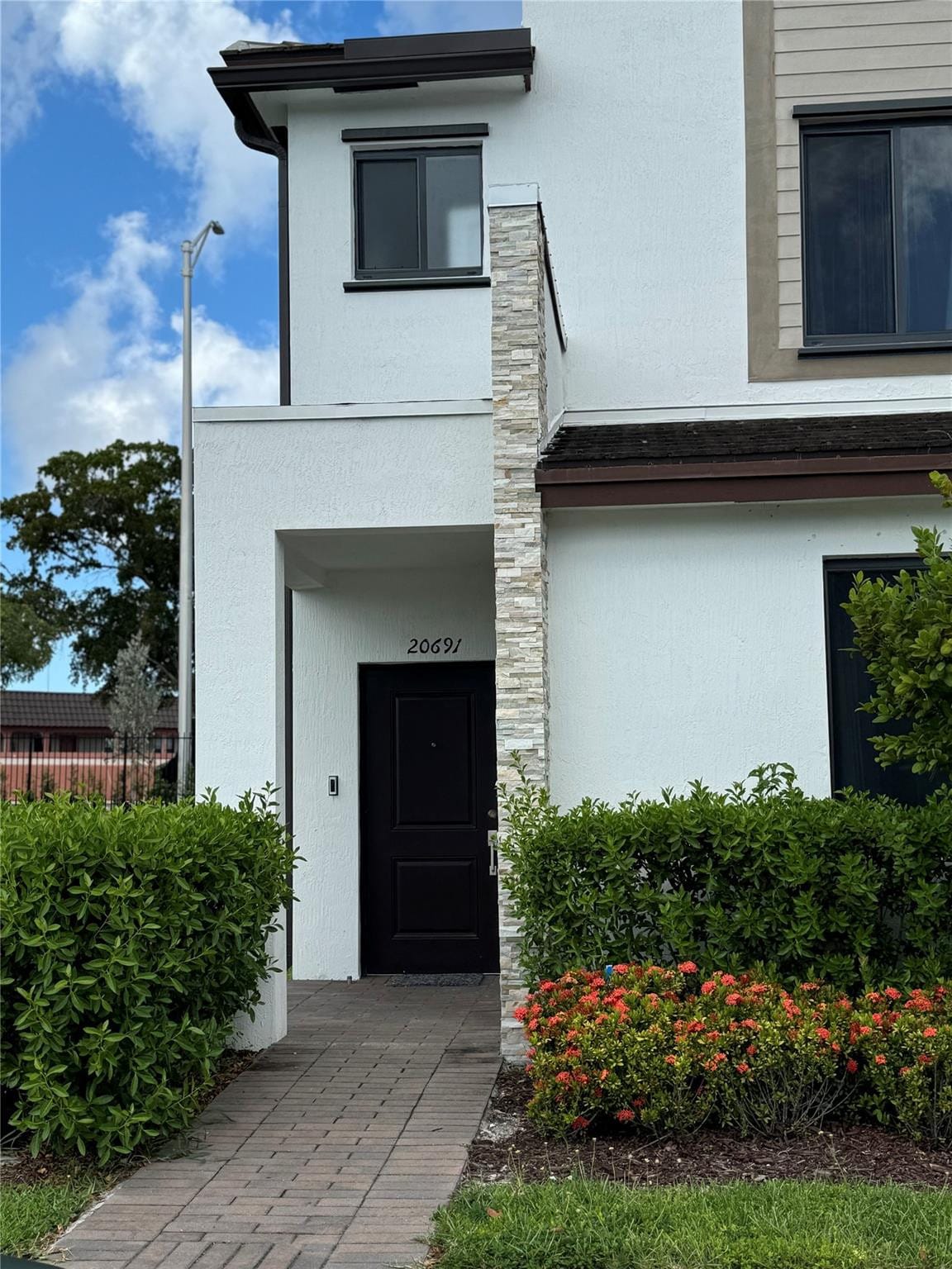 20691 7th Place, Miami, FL 33179