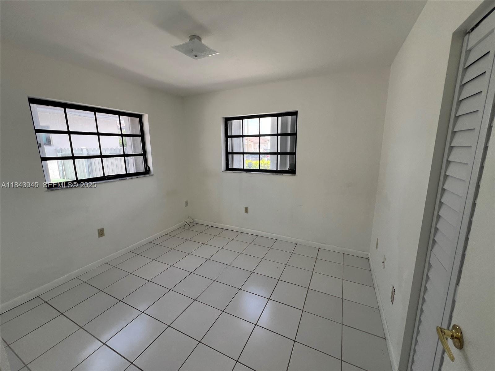 2749 W 72nd Street, Hialeah, FL 33016 photo 14
